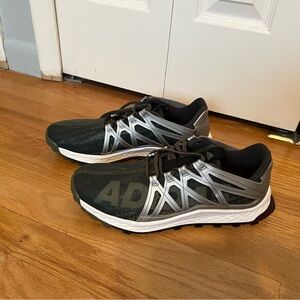 adidas Men's Vigor Trail running shoes NWOT